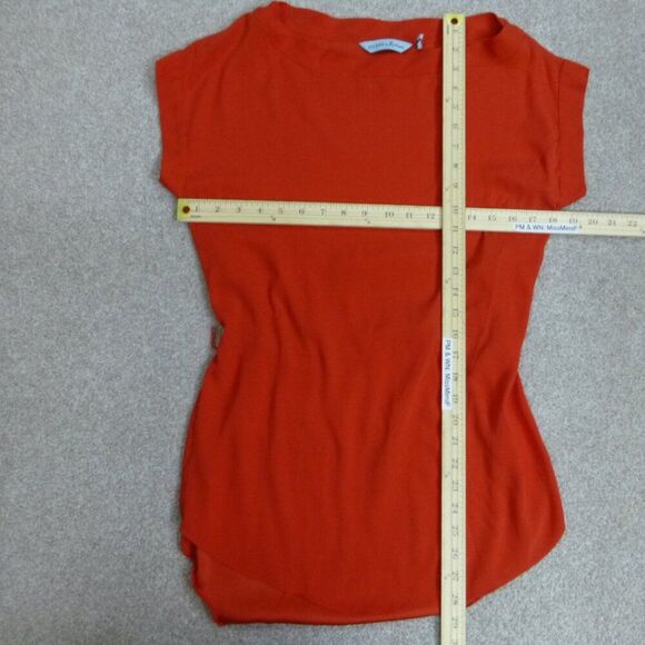 Guess by Marciano Silk Red Short Sleeves with Belt Top (Faint spots at fabric) - Picture 9 of 11